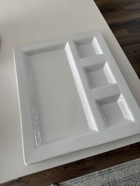 NWT Crate & Barrel Serving TrayW/Three Dishes, Large 14” x 12” White Ceramic